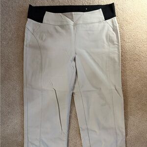 Simply Vera Vera Wang kaki capri pants